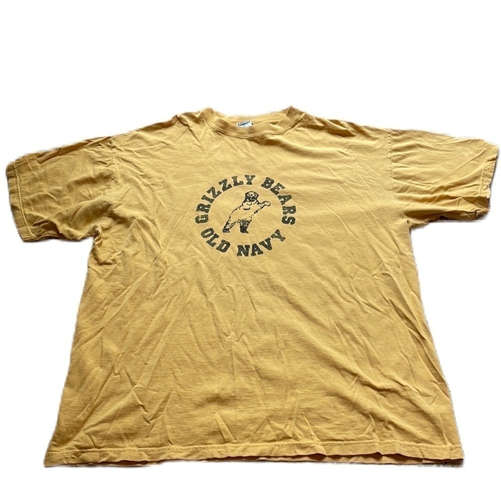Old Navy XL pullover yellow “Grizzly Bears Old Navy” logo t-shirt
